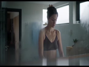 DANICA CURCIC NUDE/SEXY SCENE IN VORES LOFTE