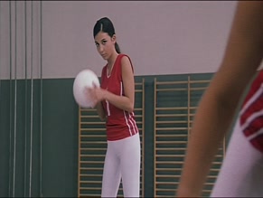 ARZU BAZMAN in MADCHEN MADCHEN!