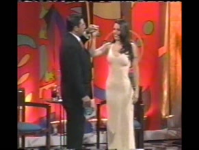 LUZ ELENA GONZALEZ in AL RITMO DE LA NOCHE(1999)