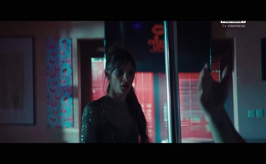 UNKNOWN NUDE/SEXY SCENE IN SVADBA