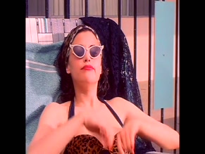 SHERILYN FENN NUDE/SEXY SCENE IN DESIRE AND HELL AT SUNSET MOTEL