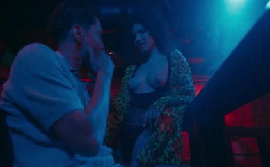 UNKNOWN NUDE/SEXY SCENE IN KHIRURG