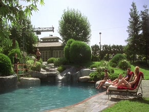 OLIVIA D'ABO in GREEDY (1994)