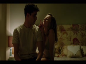 ESTER EXPOSITO in ELITE (2018-)