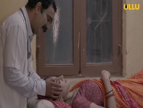 NIKHITA CHOPRA,AAYUSHI JAISWAL NUDE/SEXY SCENE IN KHUL JA SIM SIM