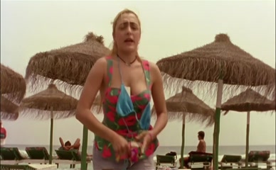 CANDELA PENA in HOLA, ESTAS SOLA?
