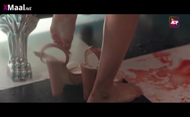 PRIYA BANERJEE NUDE/SEXY SCENE IN BEKAABOO