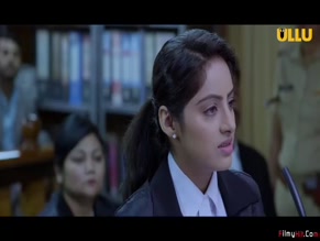 SHAFAQ NAAZ NUDE/SEXY SCENE IN HALALABAD BLUES