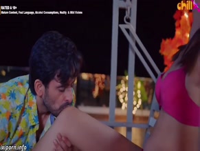 KHUSBHU NUDE/SEXY SCENE IN PHIR SE ADLA BADLI