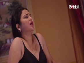 BHARTI JHA,ISHIKA BOSE,PRIYANKA CHAURASIA,SHUBANGI SHARMA,PAYAL PATIL NUDE/SEXY SCENE IN GOOD LUCK