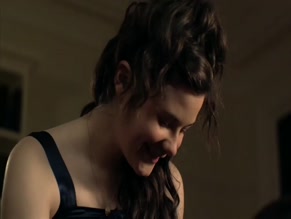 NIKITA LEIGH-PRITCHARD in THE WEDDING PARTY (2010)