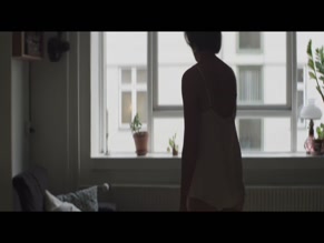 INGRID-MARIE THORLACIUS TROELSEN NUDE/SEXY SCENE IN EN KAERESTE