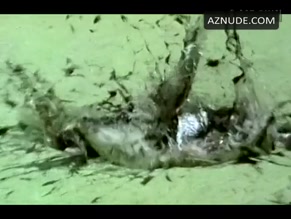 ALYSSA MILANO NUDE/SEXY SCENE IN PUBLIC ENEMIES