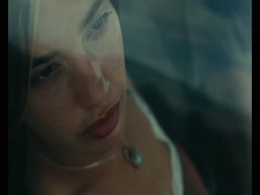 ASIA ORTEGA NUDE/SEXY SCENE IN FRAGMENTOS