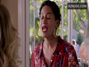 BRITTANY DANIEL in BLACK-ISH (2015-)