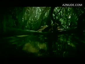 IMOGEN BAILEY in MAN-THING (2005)