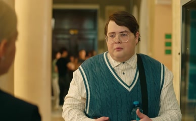 ALINA VOSKRESENSKAYA NUDE/SEXY SCENE IN UNIVER. MOLODYE