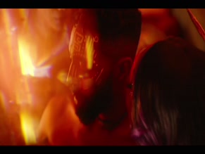 TASHA SMITH,ASHLEY ROMANS,UNKNOWN NUDE/SEXY SCENE IN SURVIVAL OF THE THICKEST