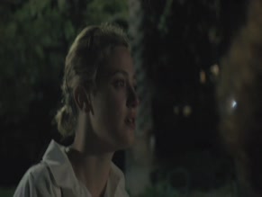 LILI REINHART,ALYAH CHANELLE SCOTT NUDE/SEXY SCENE IN HAL & HARPER