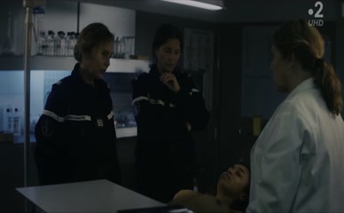 EMMA JUGI in L'ECLIPSE