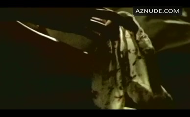 DANIELA LUNKEWITZ NUDE/SEXY SCENE IN EIN FLOTTER DREIER