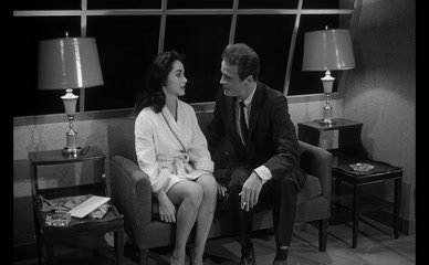 ADELE LAMONT NUDE/SEXY SCENE IN THE BRAIN THAT WOULDN'T DIE