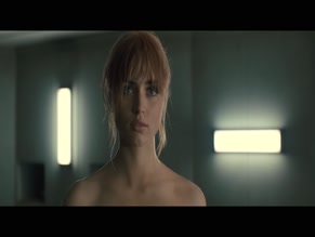 ANA DE ARMAS in BLADE RUNNER 2049