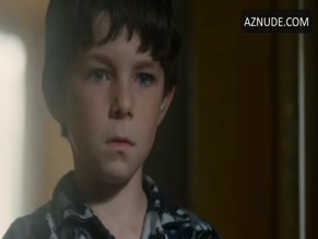 CHLOE SEVIGNY NUDE/SEXY SCENE IN HIT & MISS