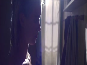 MARIAH KANNINEN in MELLEM TRAERNE (2012)