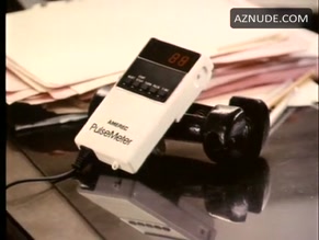 KAREN BLACK in CAN SHE BAKE A CHERRY PIE? (1983)