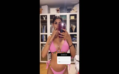 YELIZ KOC in YELIZ KOC SEXY INSTAGRAM STORY