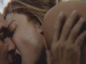 GRAZI MASSAFERA NUDE/SEXY SCENE IN TRAVESSIA