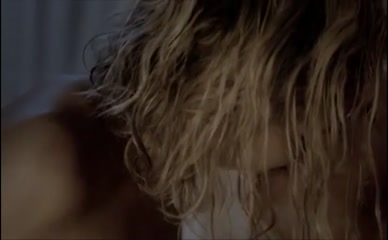 VIVA BIANCA NUDE/SEXY SCENE IN TURKEY SHOOT