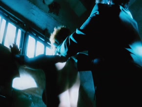 KATJA RIEMANN in BANDITS (1997)