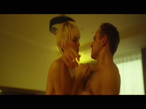 ISABELLE EYDLEN in POKHISHCHENIE (2026)