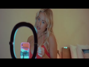 KRISTA KALMUS NUDE/SEXY SCENE IN DEADLY GAMES