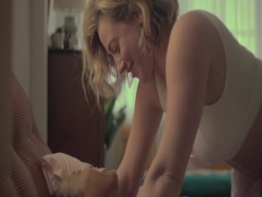LILI REINHART,ALYAH CHANELLE SCOTT NUDE/SEXY SCENE IN HAL & HARPER