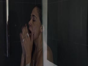 SIMONE KESSELL NUDE/SEXY SCENE IN OUTLAWS