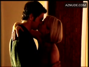 EMMA-JANE PORTCH NUDE/SEXY SCENE IN MILE HIGH