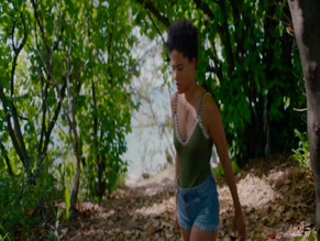 KIERSEY CLEMONS NUDE/SEXY SCENE IN SWEETHEART