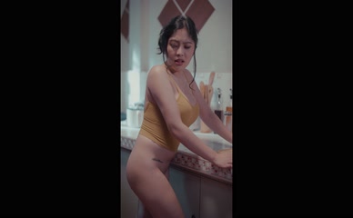 IZZA WATANABE NUDE/SEXY SCENE IN DEAR UTOL