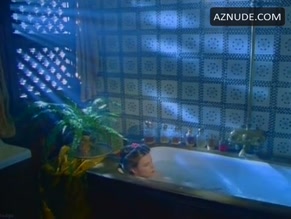 FABIENNE BABE NUDE/SEXY SCENE IN WAHNFRIED