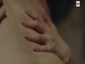 MIRIAM LEONE in NON UCCIDERE (2015)