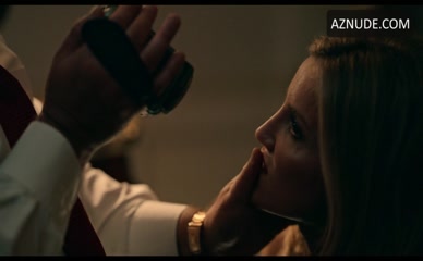ANNABELLE WALLIS NUDE/SEXY SCENE IN THE LOUDEST VOICE