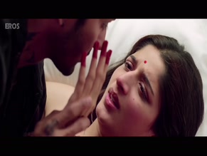 MAWRA HOCANE NUDE/SEXY SCENE IN SANAM TERI KASAM