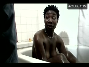 KHAHTEE V. TURNER NUDE/SEXY SCENE IN ROBIN'S HOOD