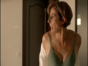 CARMEN BALAGUE in DANGEROUS MOMS