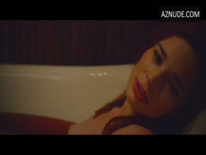 CHLOE DYKSTRA NUDE/SEXY SCENE IN DIMINUENDO