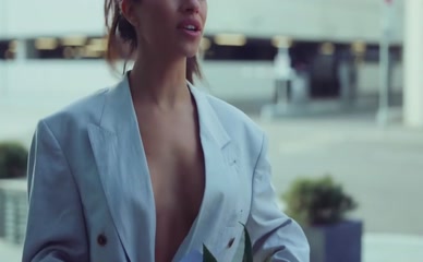 GIZEM EMRE NUDE/SEXY SCENE IN CRYSTAL WALL