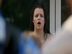 SARA WAISGLASS,AMANDA ARCURI,REIYA DOWNS NUDE/SEXY SCENE IN DEGRASSI: NEXT CLASS